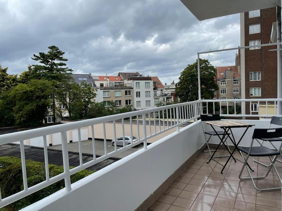 Spacious Apartment Next To Parc Du Cinquantenaire Брюссель Екстер'єр фото